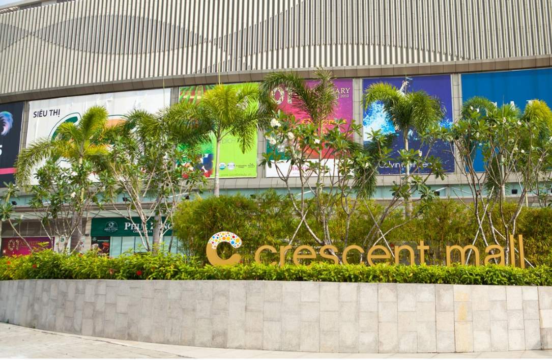 crescent mall rent price